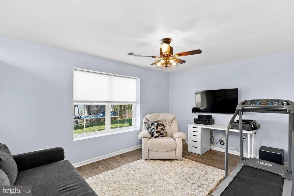 Photo of 945 DEVONSHIRE CIRCLE