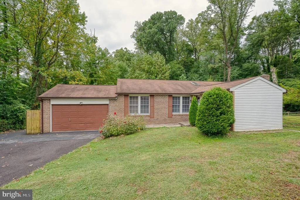 Photo of 12 JACOBO LANE