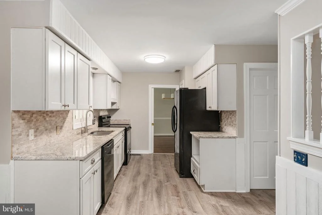 Photo of 9 SANFORD CIRCLE