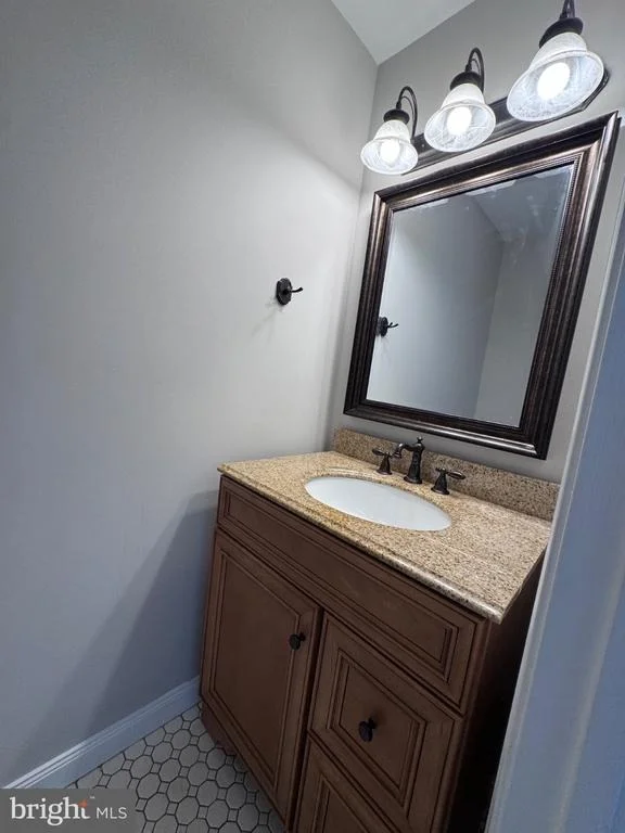 Photo of 911 GLOUSTER CIRCLE