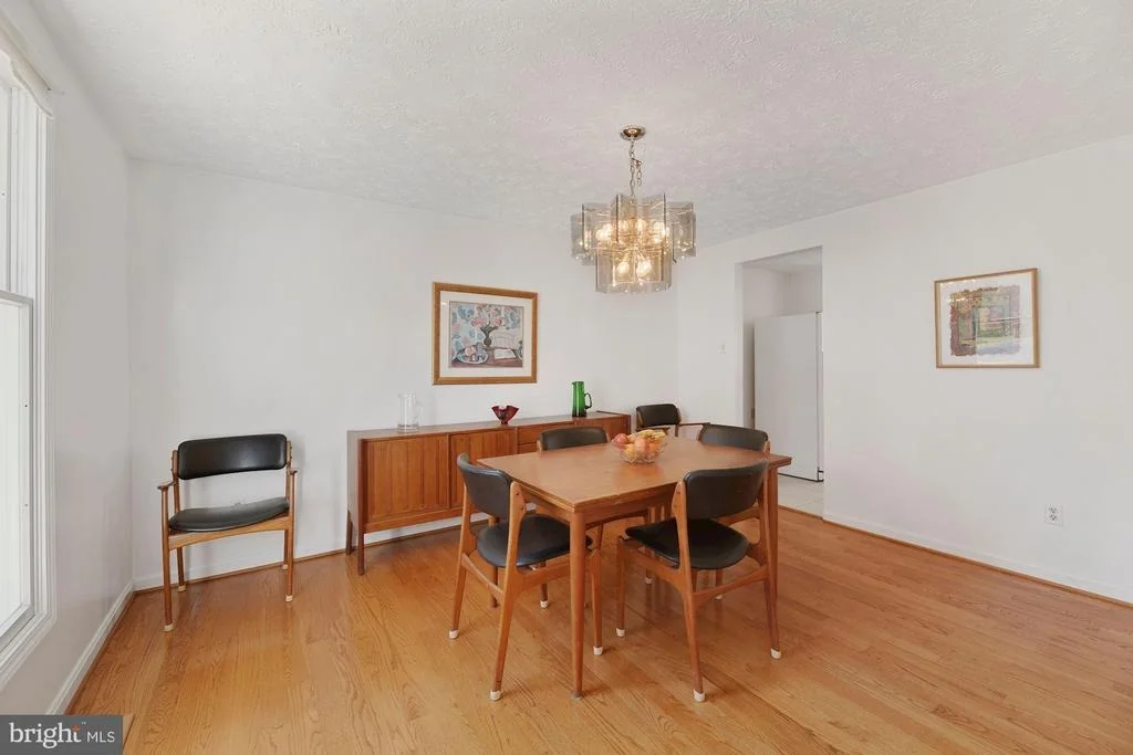 Photo of 9512 TINKER COURT