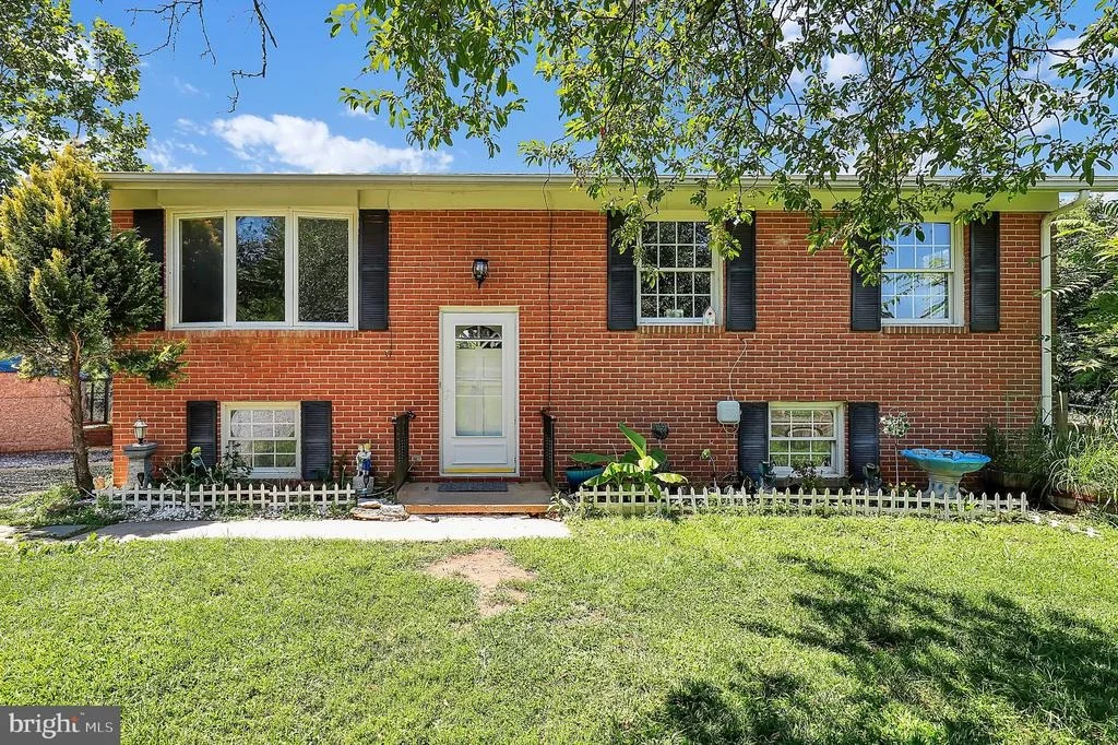 Photo of 6621 WILLIS LANE