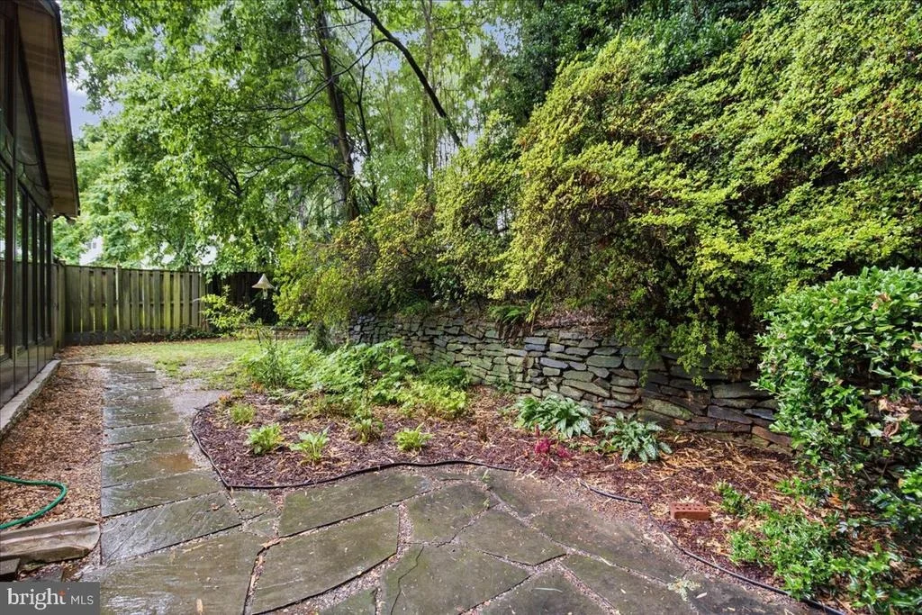 Photo of 10802 LOCKRIDGE DRIVE