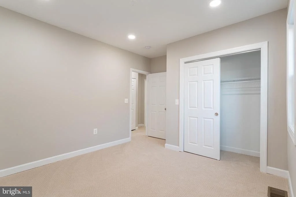 Photo of 4615 KANE PLACE NE