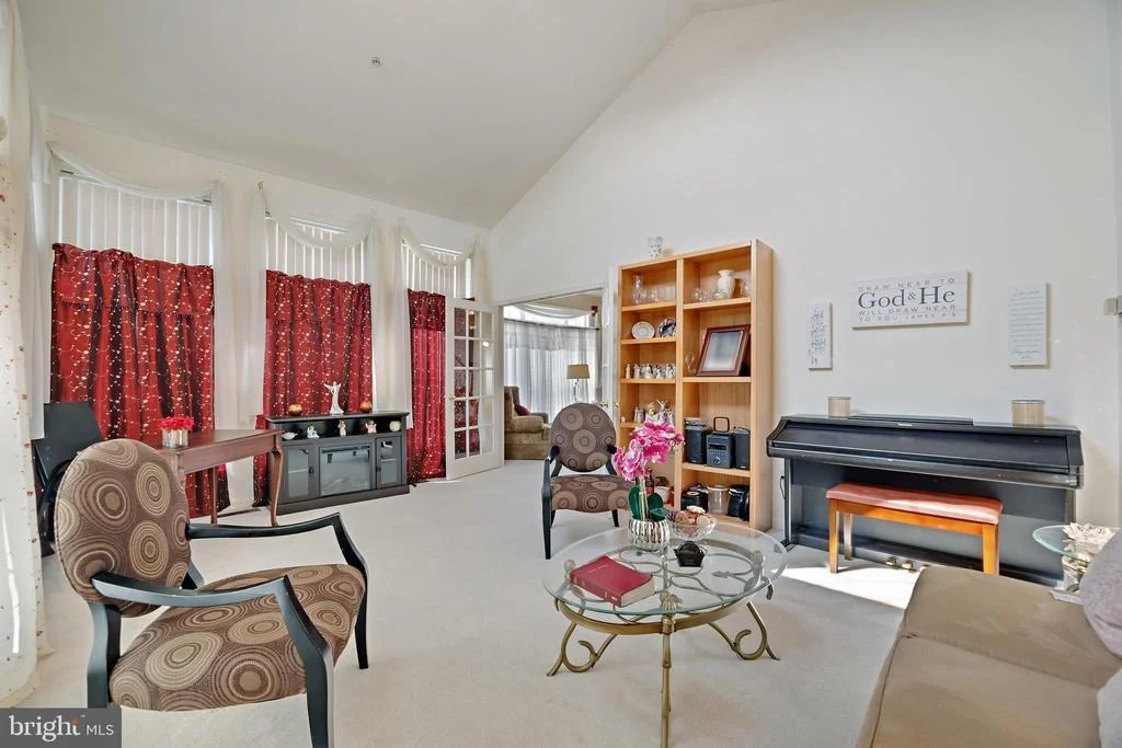 Photo of 4401 HUNTCHASE DRIVE