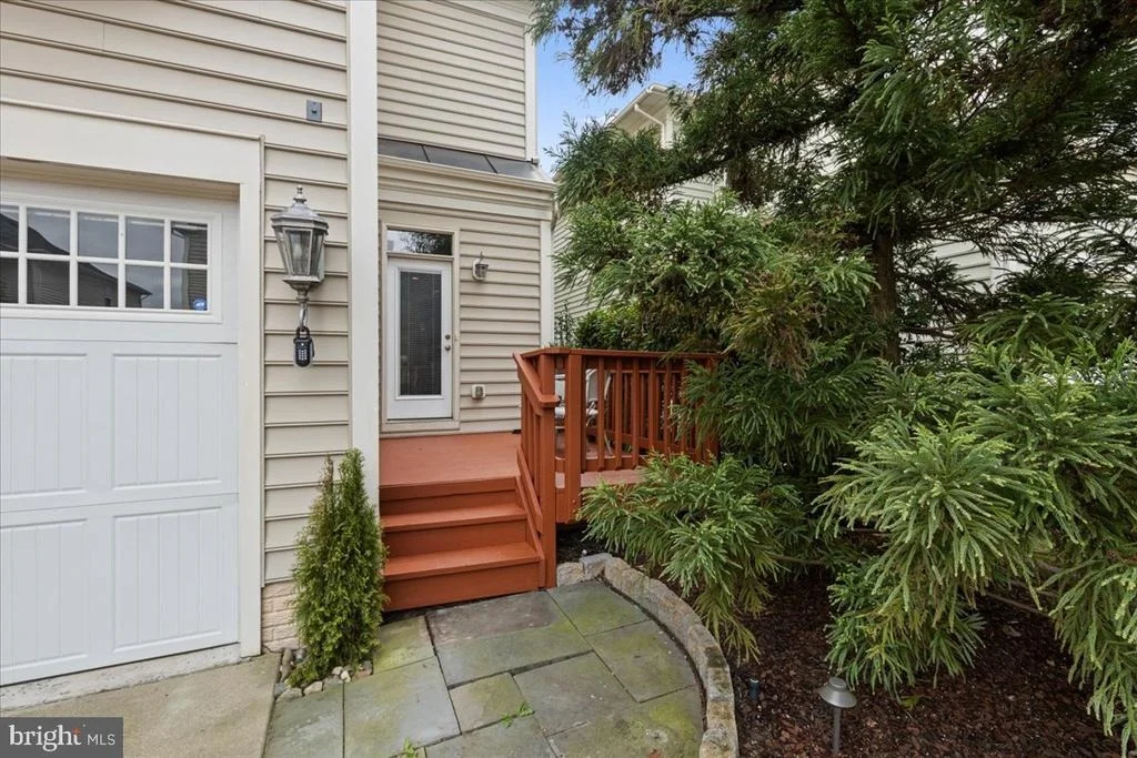 Photo of 5931 EMBRY SPRING LANE