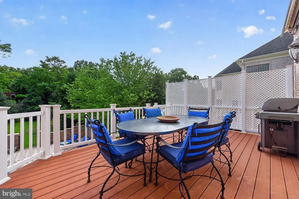 Photo of 6245 LINWAY TERRACE