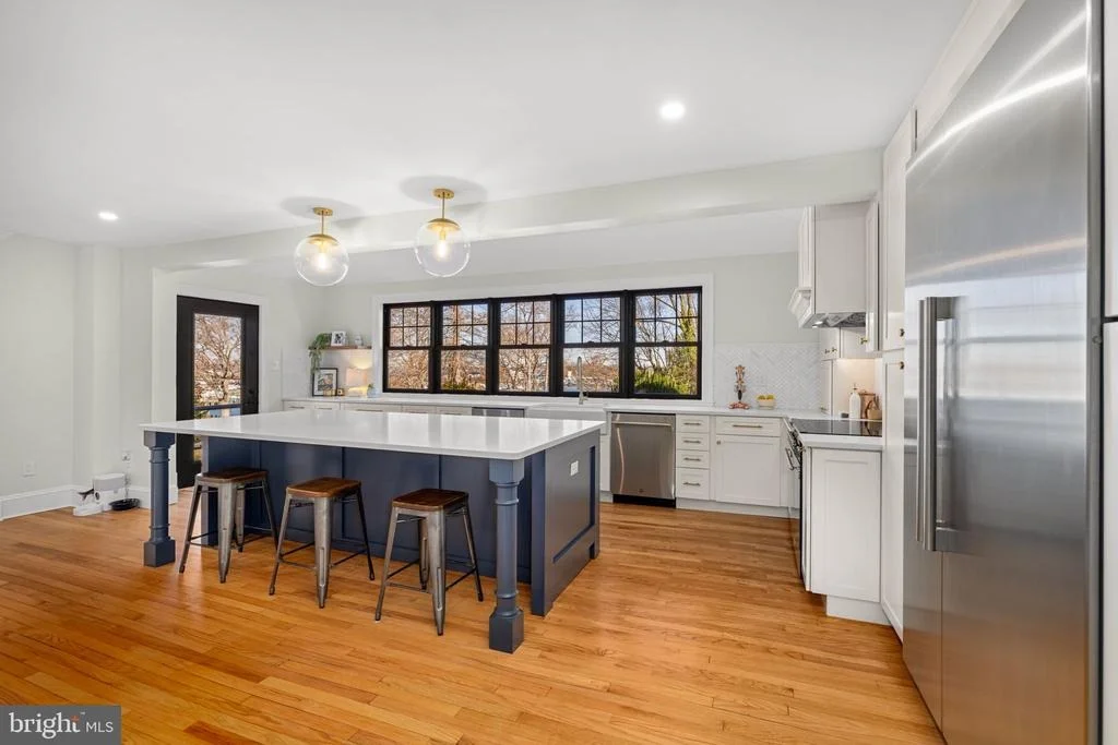 Photo of 1138 MAYO ROAD