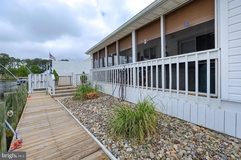 Photo of 7 HUNTERS POINT