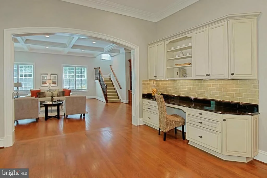 Photo of 421 SENECA ROAD