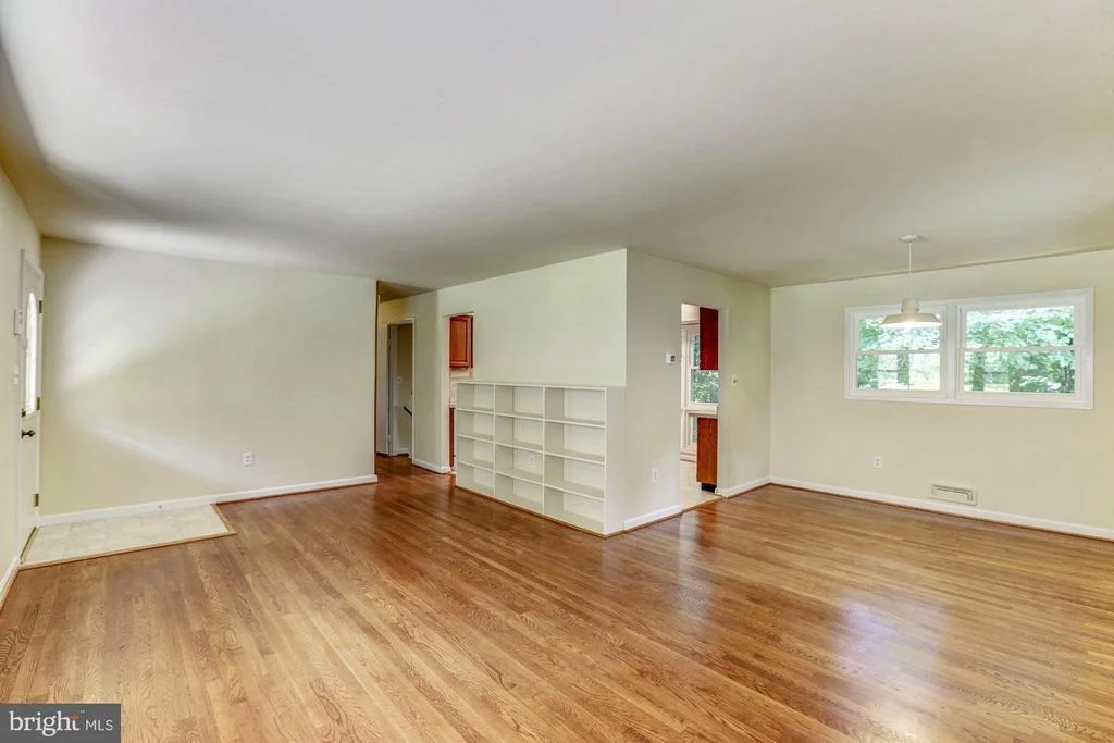 Photo of 8110 BLAIRTON ROAD