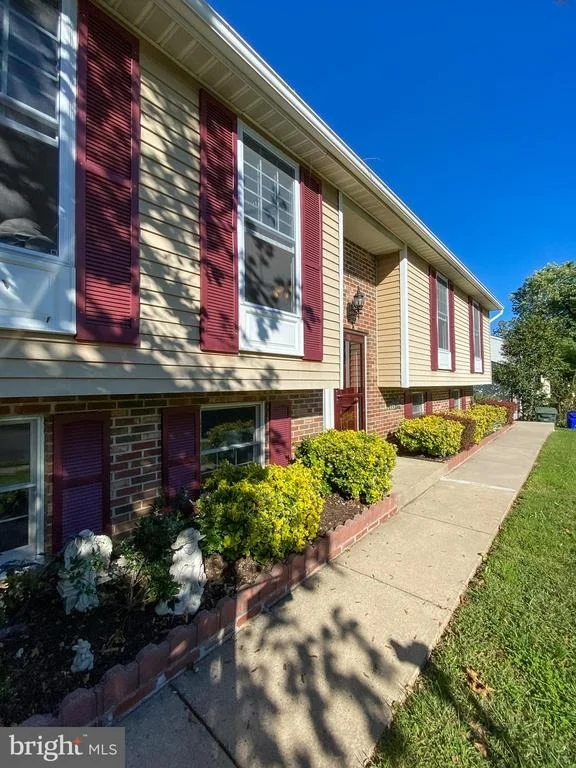 Photo of 233 SAVAGE ROAD
