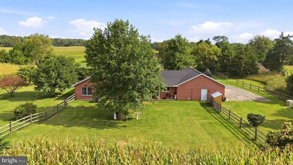Photo of 17217 LAPPANS ROAD