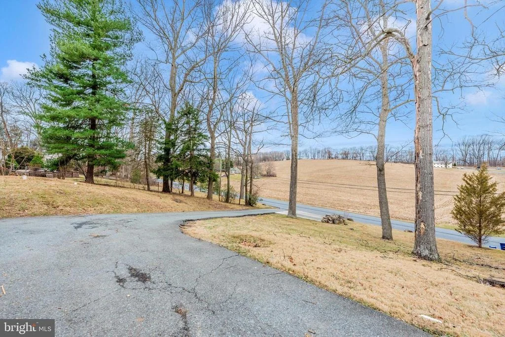 Photo of 23805 STRINGTOWN ROAD