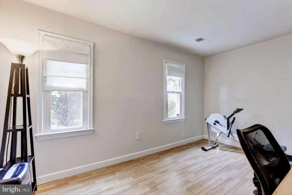 Photo of 9 WOODSEND PLACE