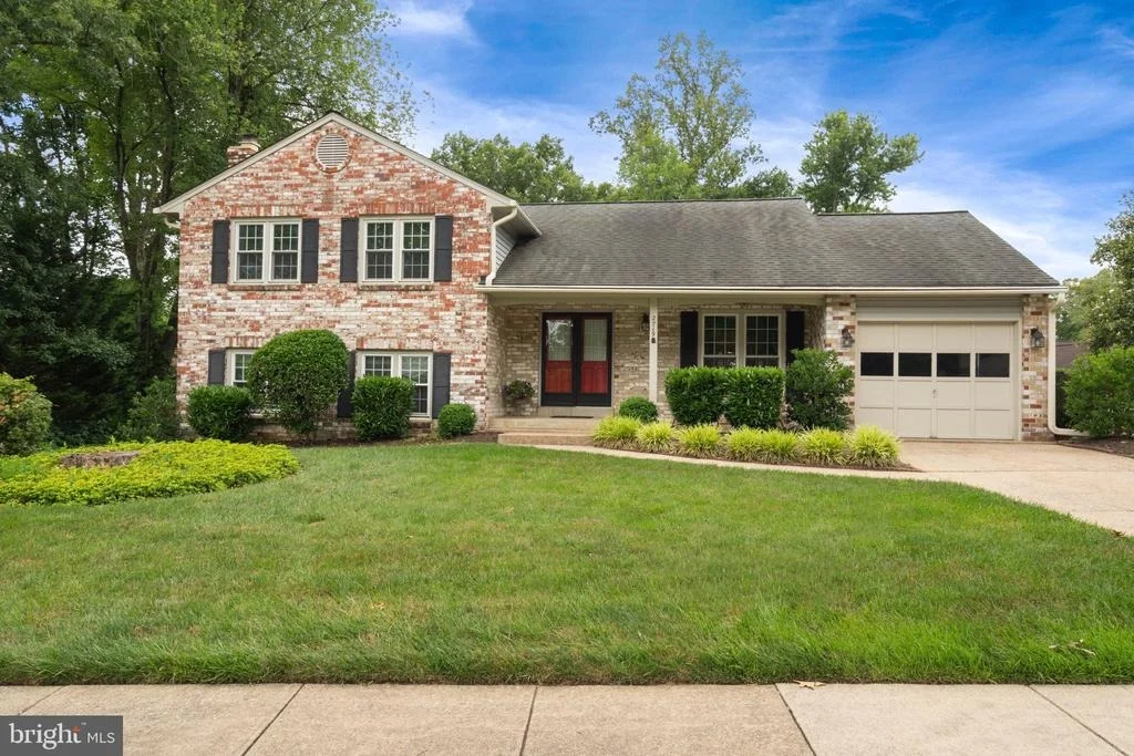 Photo of 2719 DEEPFORD DRIVE