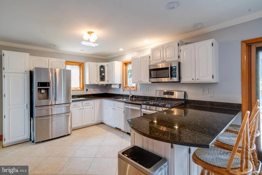 Photo of 2300 KINGS ARMS DRIVE