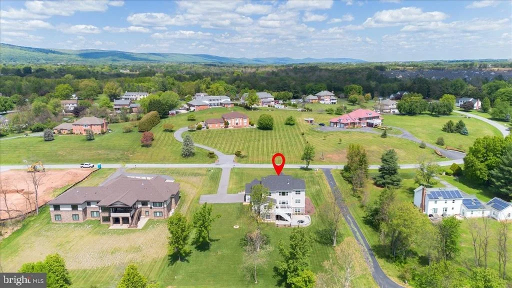 Photo of 7172 MEADOWBROOKE DRIVE