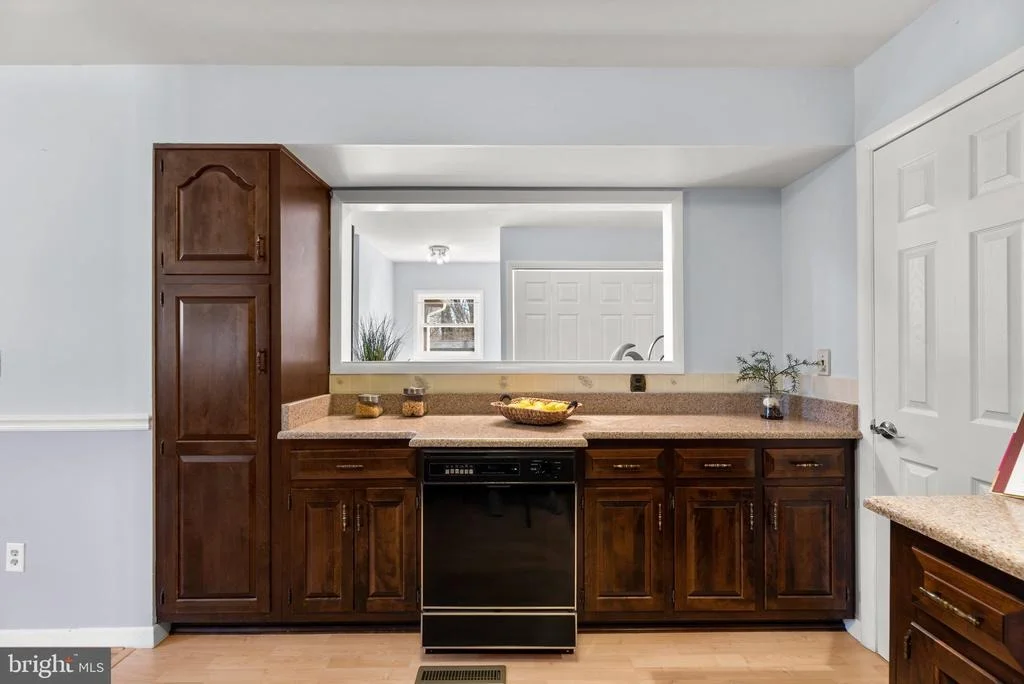 Photo of 1071 OMAR DRIVE