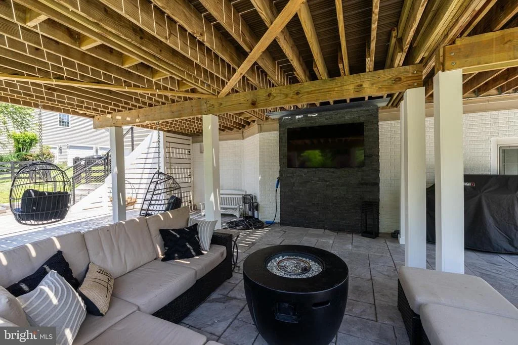 Photo of 24168 SPRING MEADOW CIRCLE