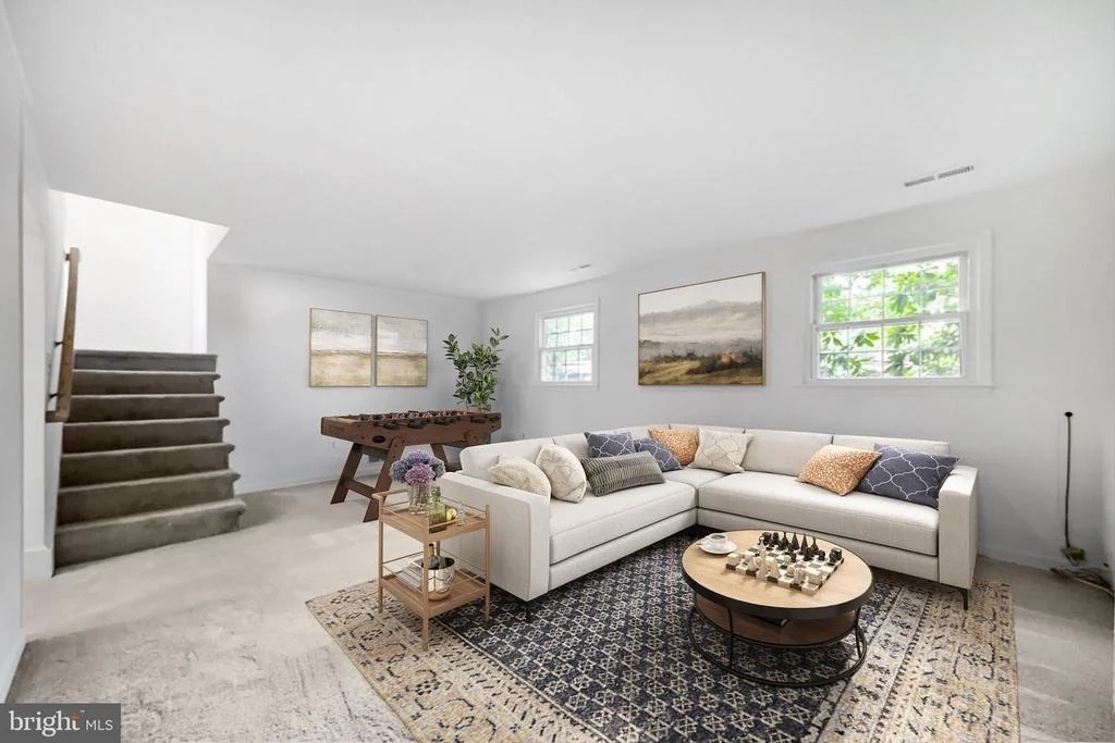 Photo of 852 DIAMOND DRIVE