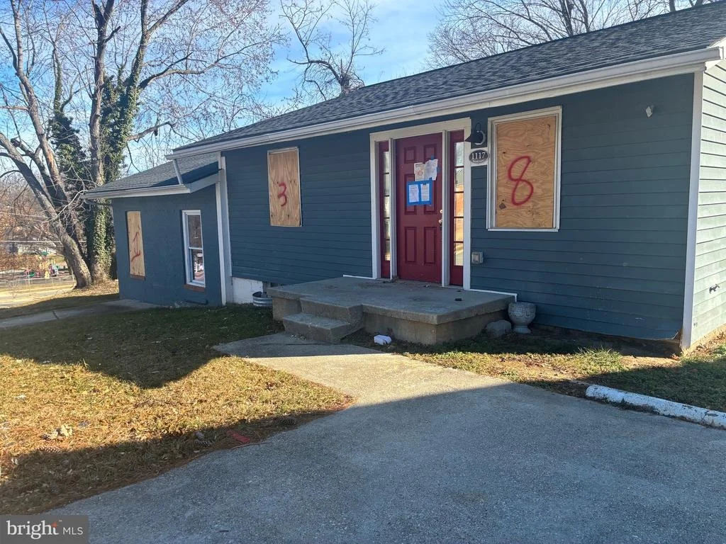 Photo of 1117 BOOTH LANE