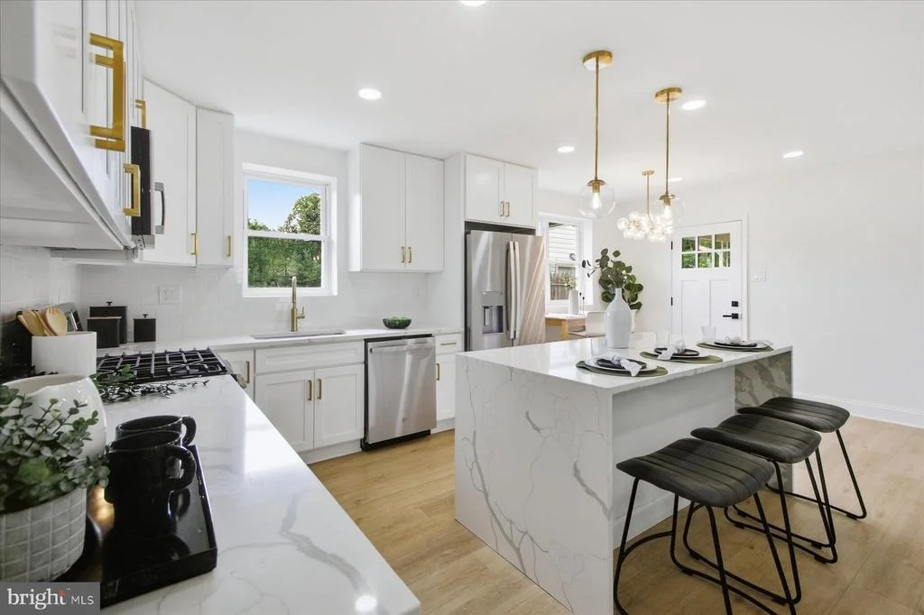 Photo of 9013 PINEHURST DRIVE