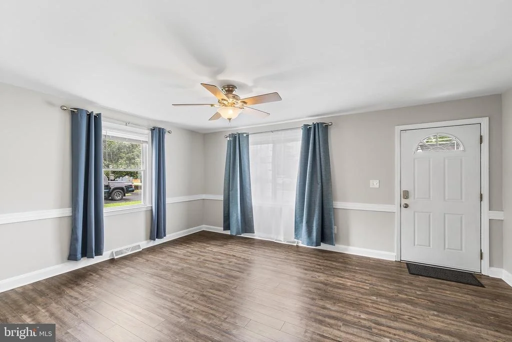 Photo of 14 GIBBONS BOULEVARD