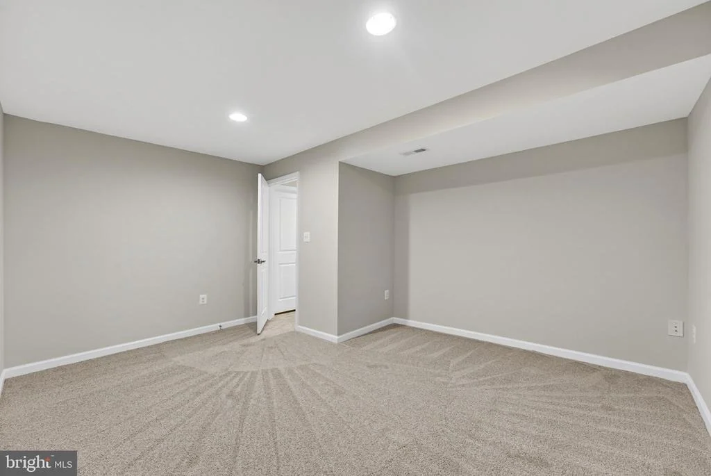 Photo of 24960 MCNAIR PLACE