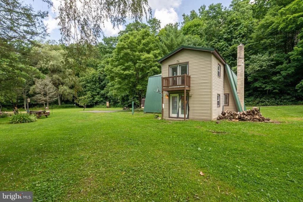 Photo of 4838 BEAR CREEK ROAD