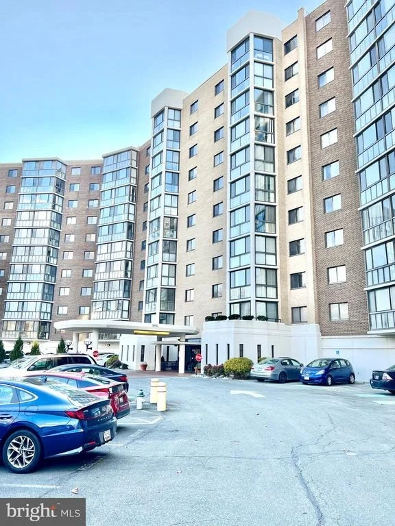 Photo of Unit 3603 at 15115 INTERLACHEN DRIVE