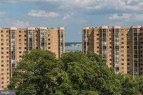 Photo of Unit 908 at 5902 MOUNT EAGLE DRIVE