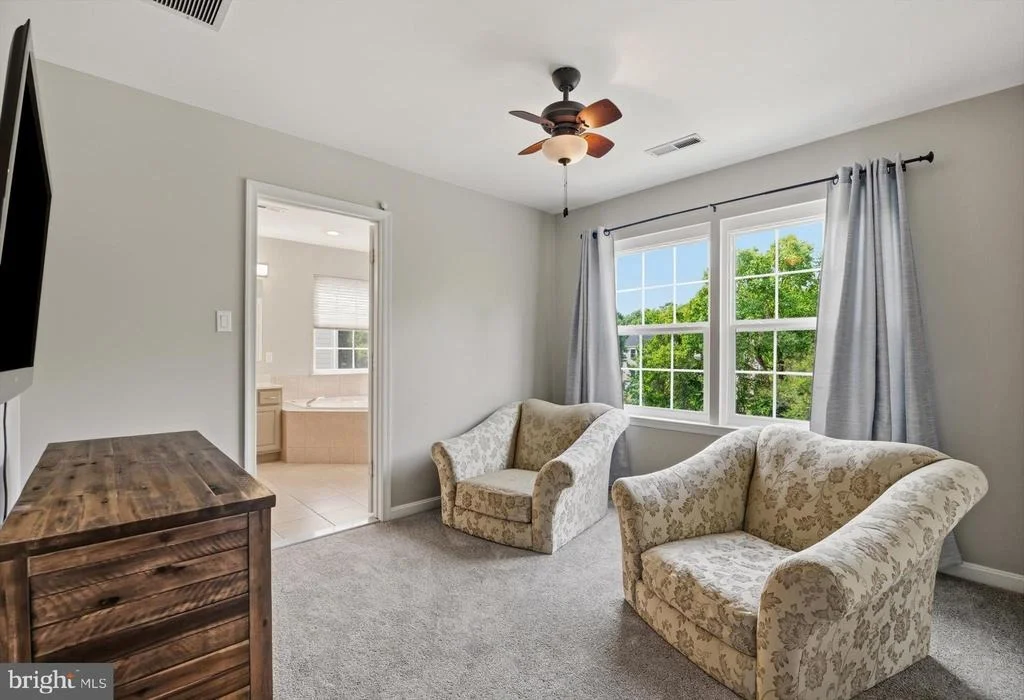Photo of 2416 VALLEY BROOK LANE
