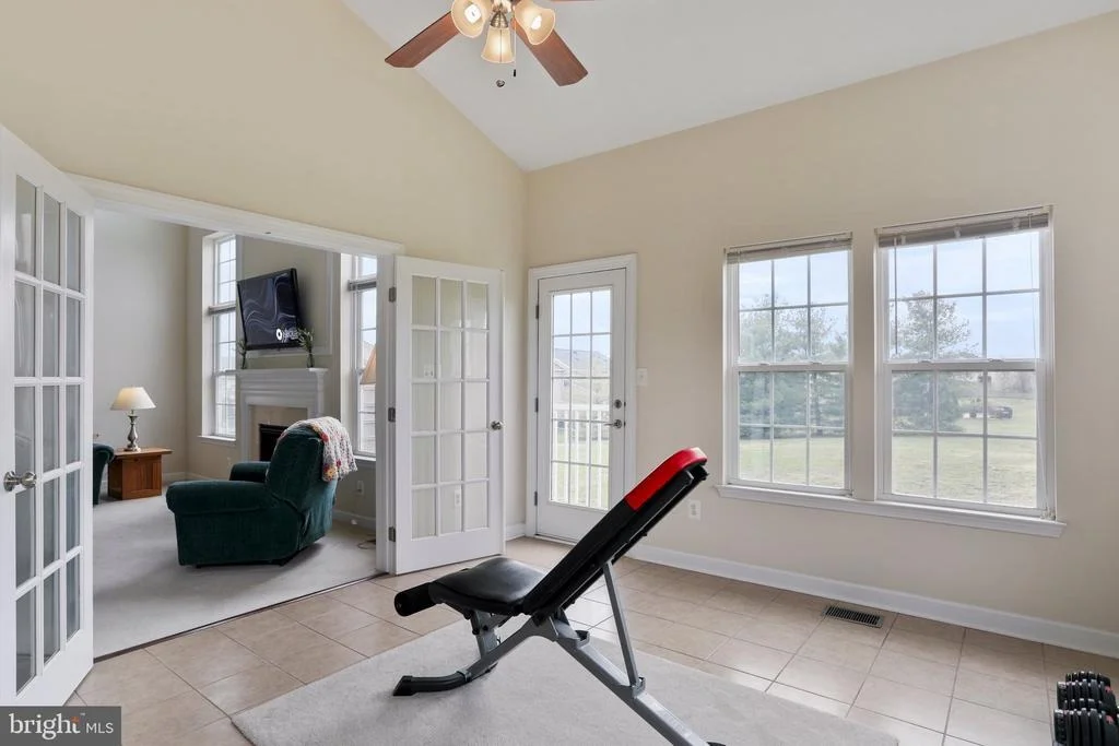 Photo of 10138 ROULETTE DRIVE