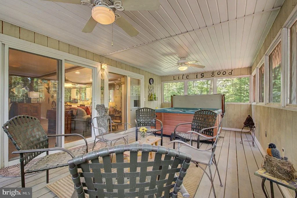 Photo of 961 CEDAR LANE