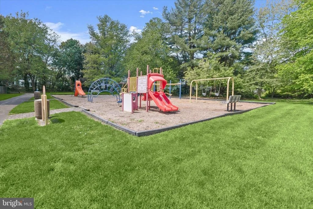 Photo of 15702 APPLETON COURT