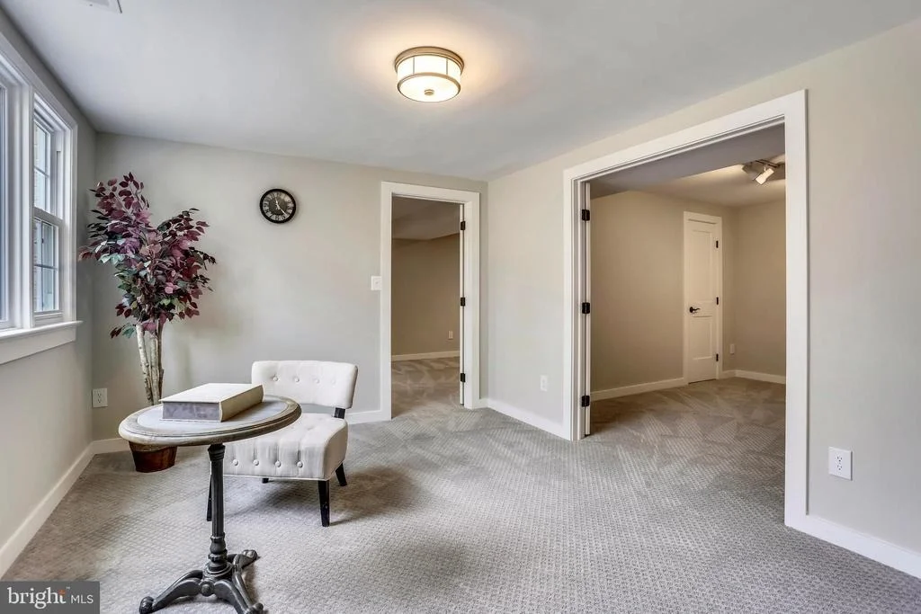 Photo of 2816 SHANANDALE DRIVE