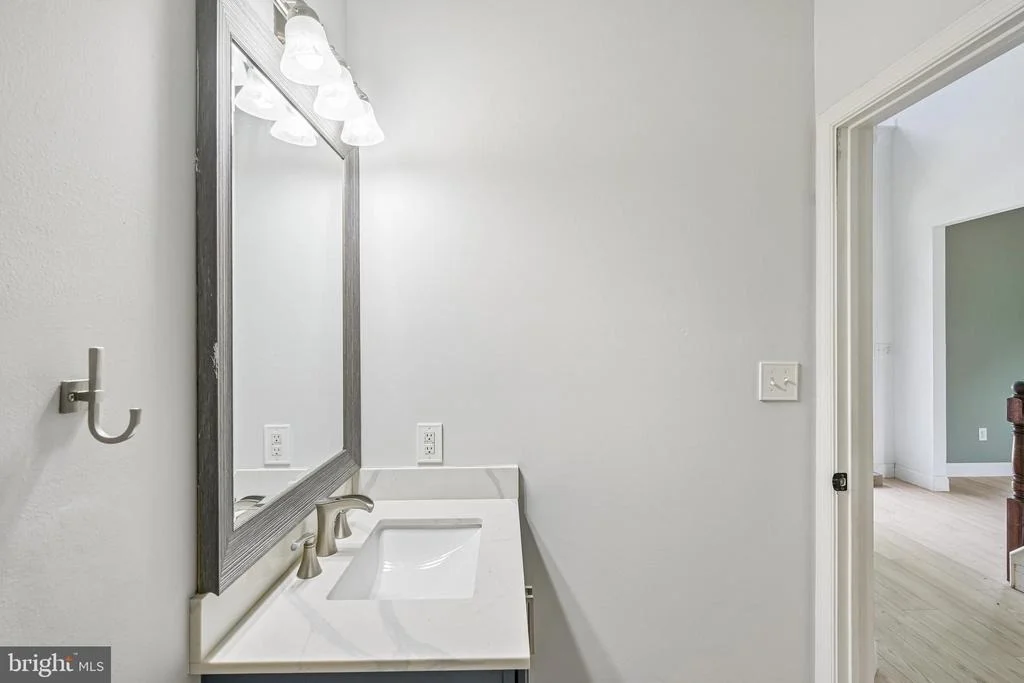 Photo of 7 LONGFELLOW LANE