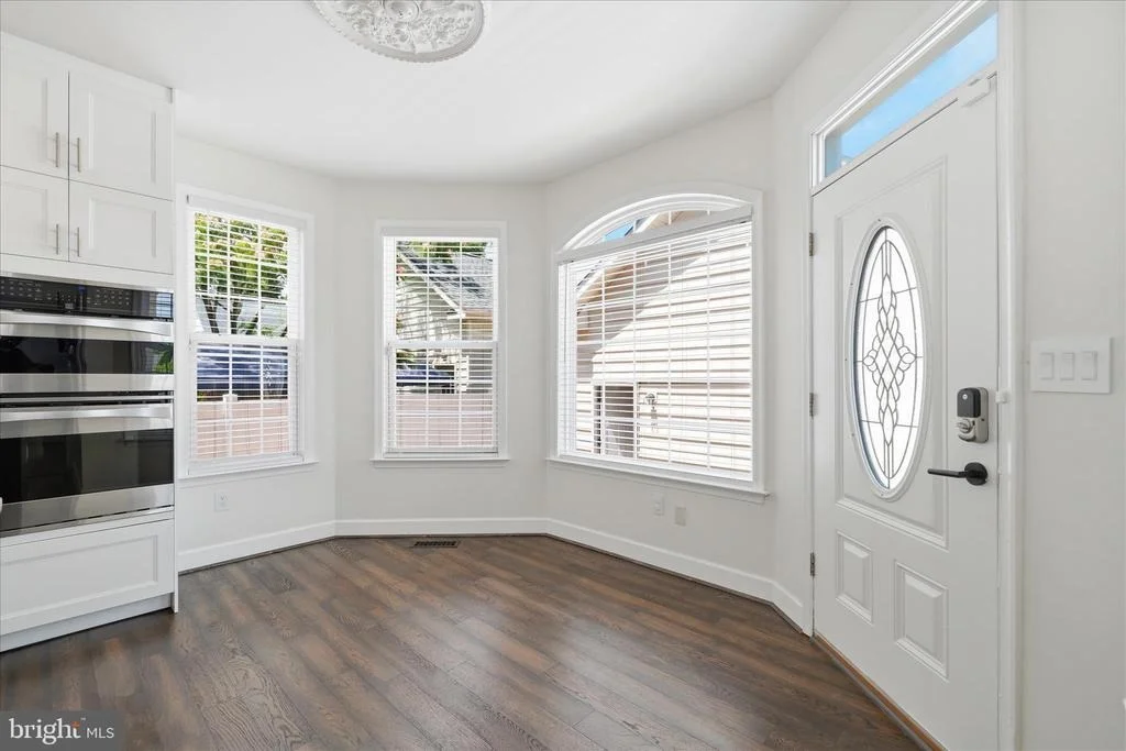 Photo of 23121 FREDERICK ROAD
