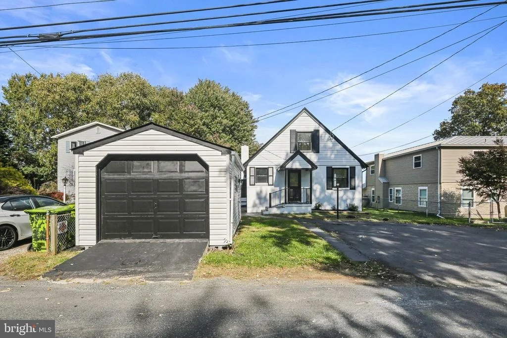 Photo of 515 FREYS ROAD