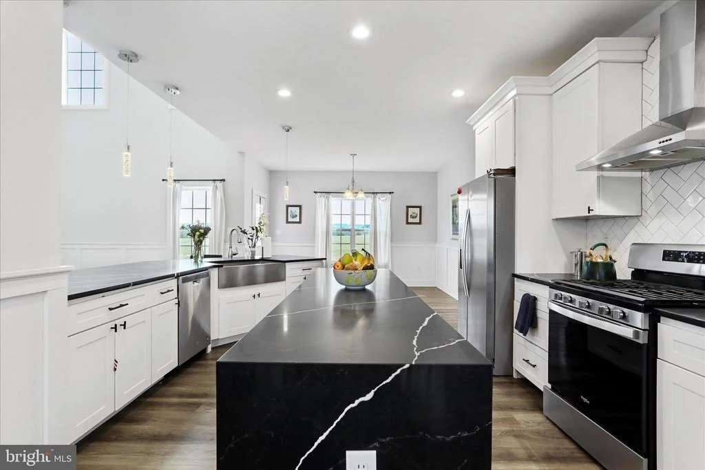 Photo of 219 SUMMERFIELD WAY