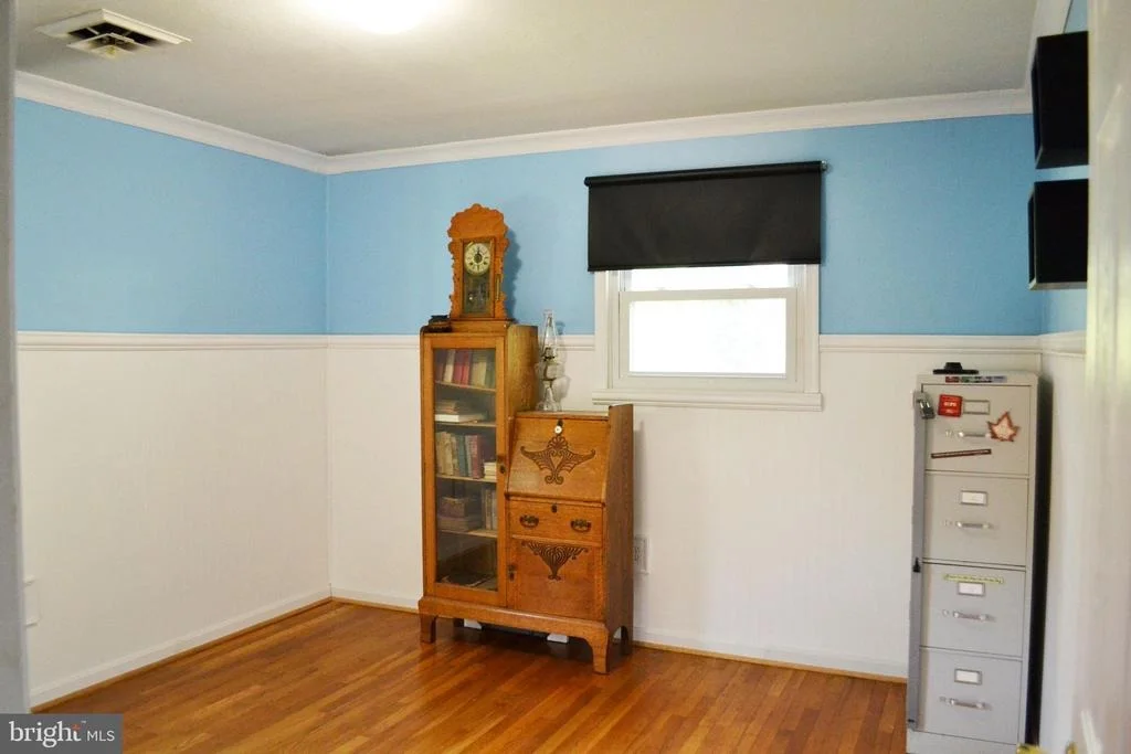 Photo of 9825 MOYER ROAD