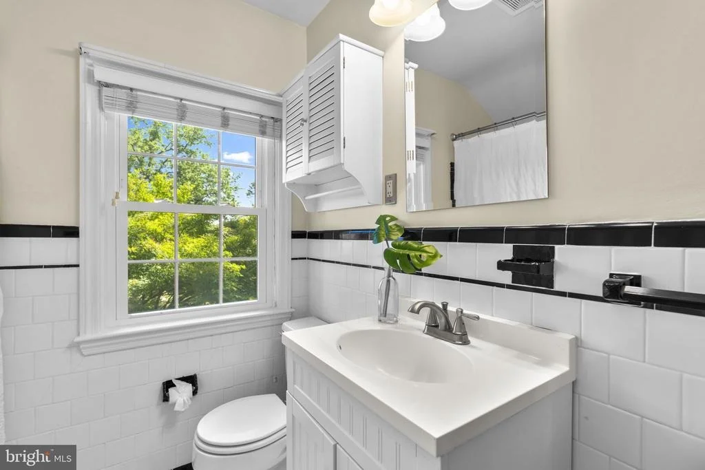 Photo of 28 DUNMORE ROAD
