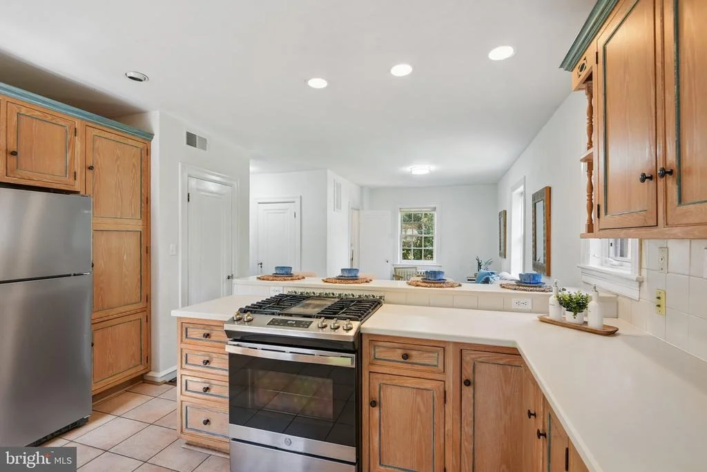 Photo of 105 SUMMERFIELD ROAD