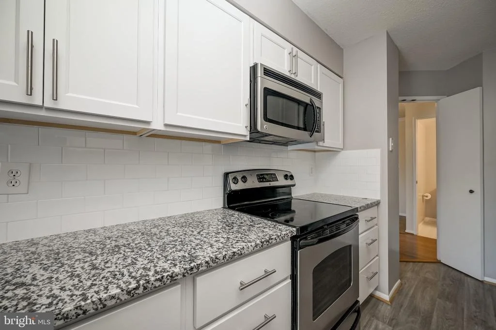 Photo of Unit 4521 at 15100 INTERLACHEN DRIVE