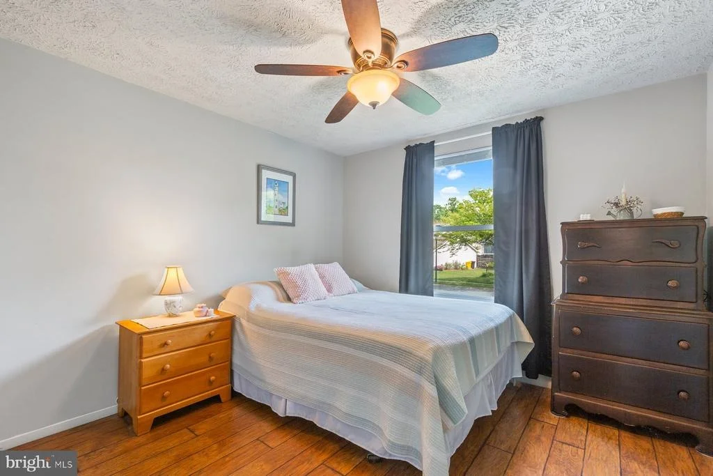 Photo of 1437 FAIRBANKS DRIVE