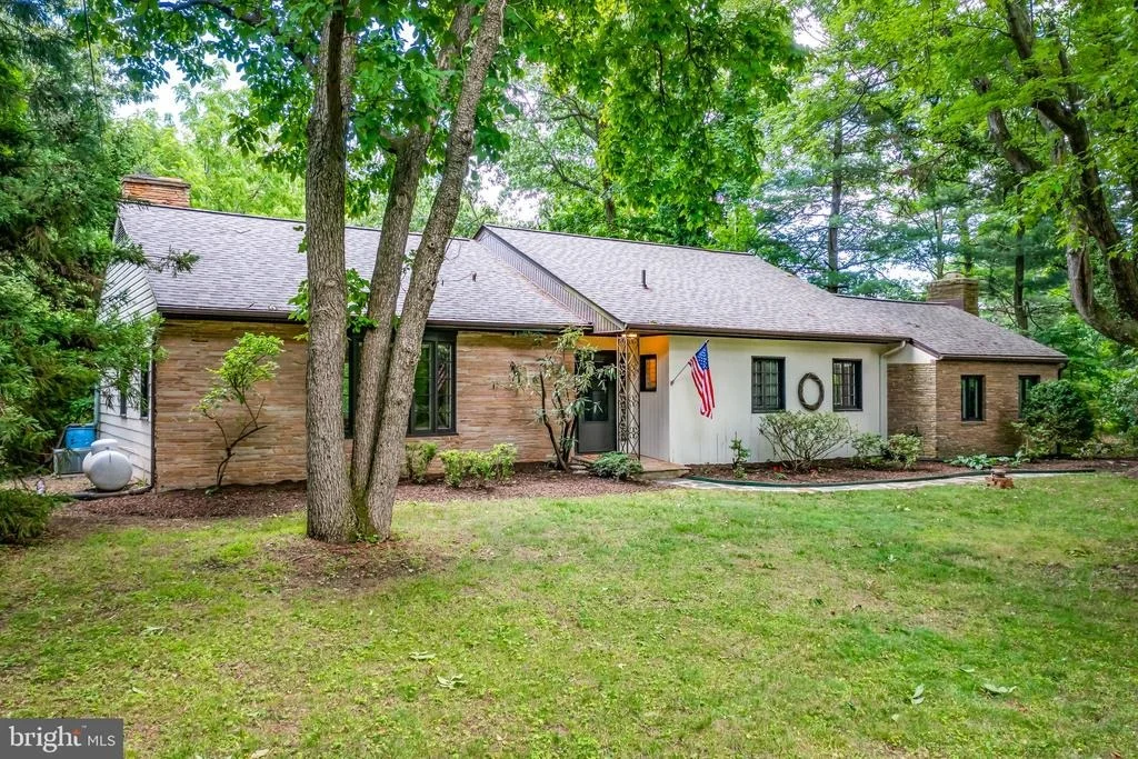 Photo of 7503 RIDGE ROAD
