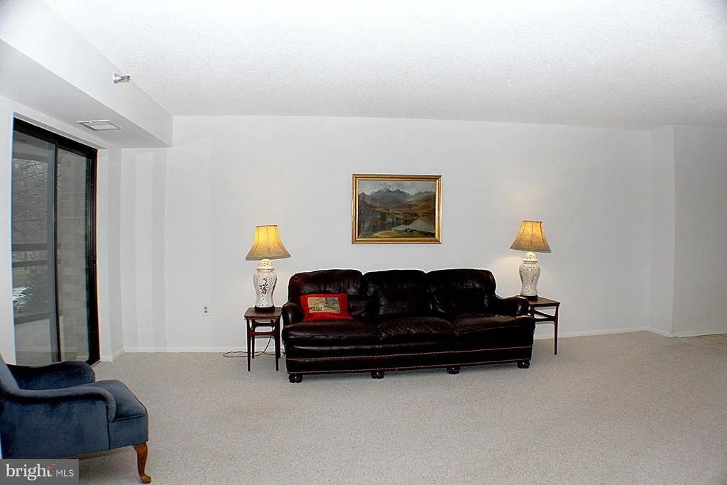 Photo of Unit 1218 at 15101 INTERLACHEN DRIVE