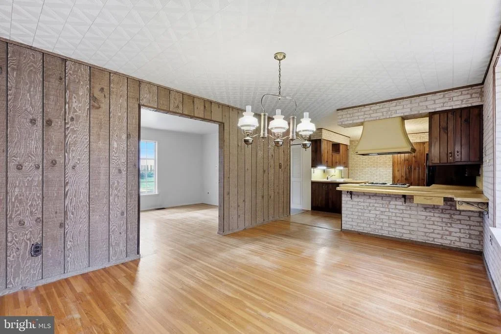 Photo of 228 MIMOSA DRIVE