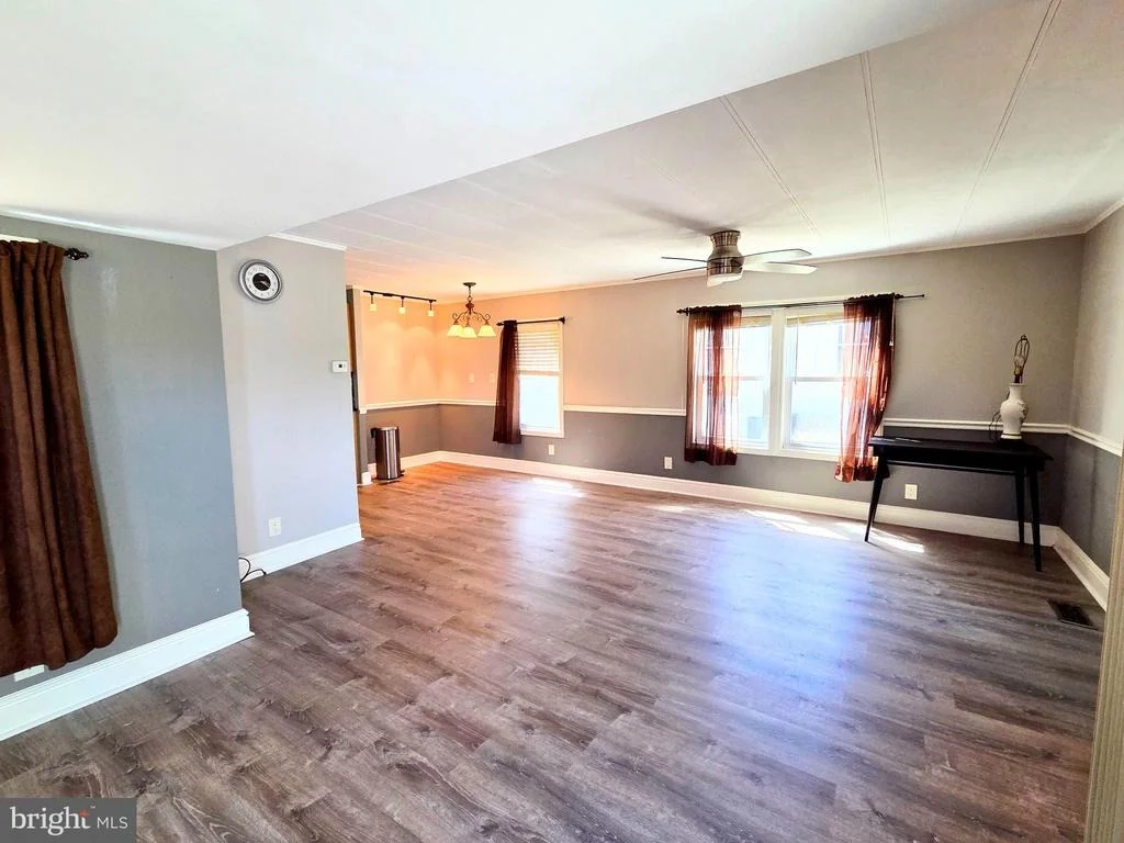 Photo of 5 RUTH RD